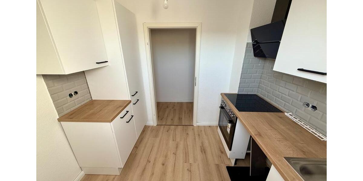 Dachgeschoßwohnung Schwaan - 1 Zimmer, 32 m&sup2;, 410&euro; | Angebot:26253920