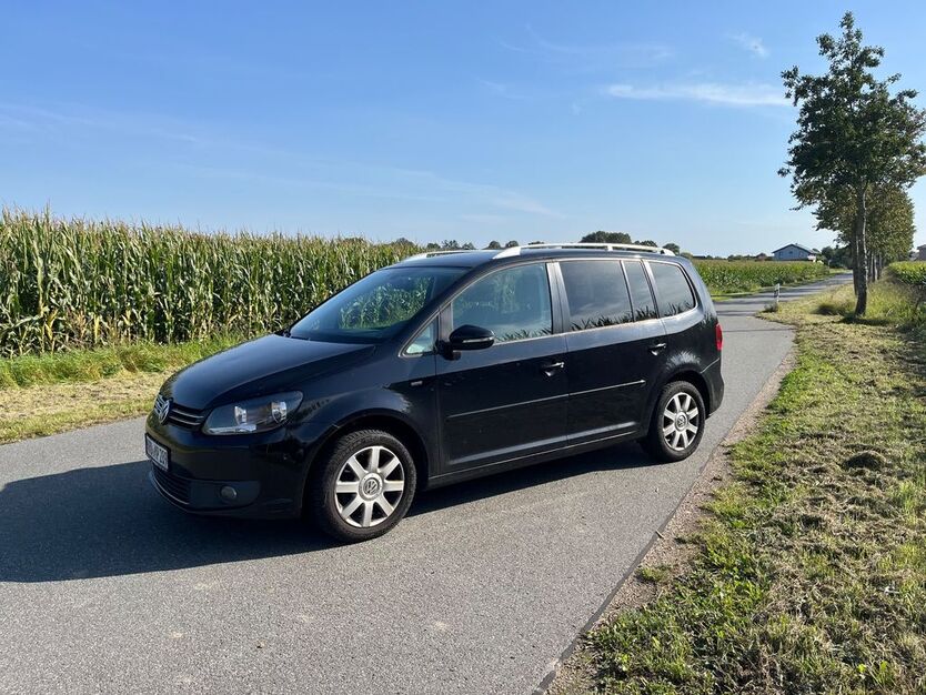 VW Touran 260.000 km 6.000 € Matersen 18239