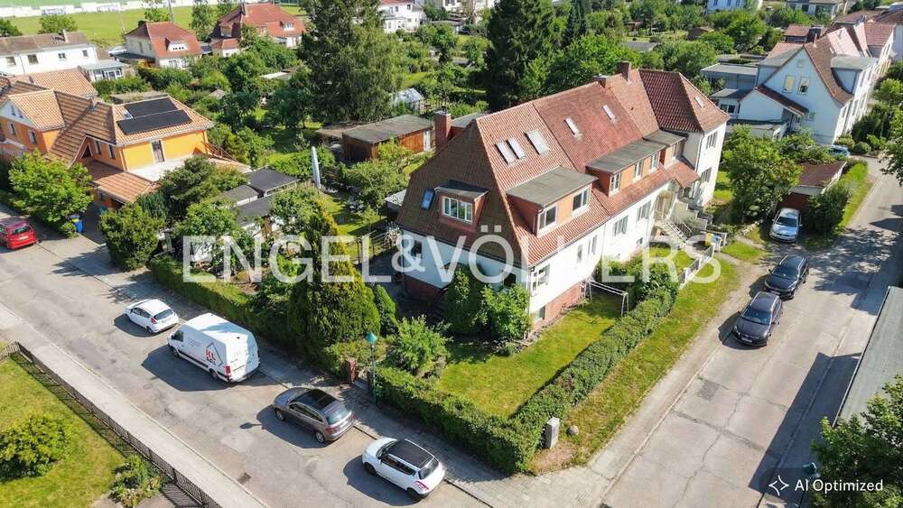 Einfamilienhaus Rostock Hansaviertel - 8 Zimmer, 167 m&sup2;, 849.000&euro; | Angebot:25975023