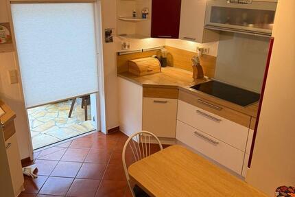 Haus Schwaan - 5 Zimmer, 125 m&sup2;, 2.500&euro; | Angebot:24715238