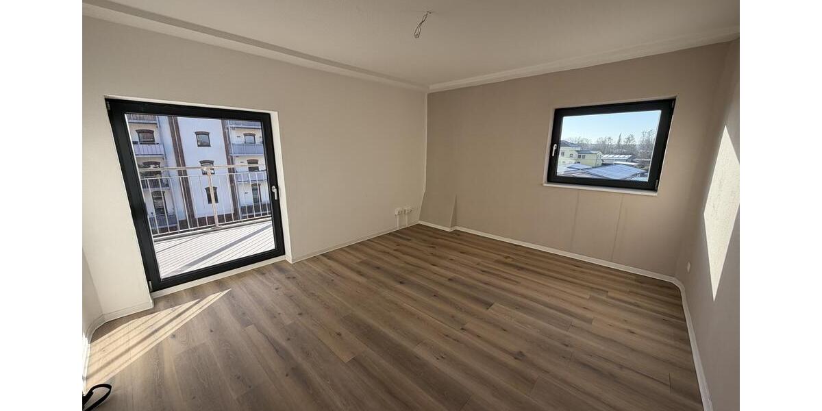 Etagenwohnung Bützow - 3 Zimmer, 85 m&sup2;, 840&euro; | Angebot:24944905