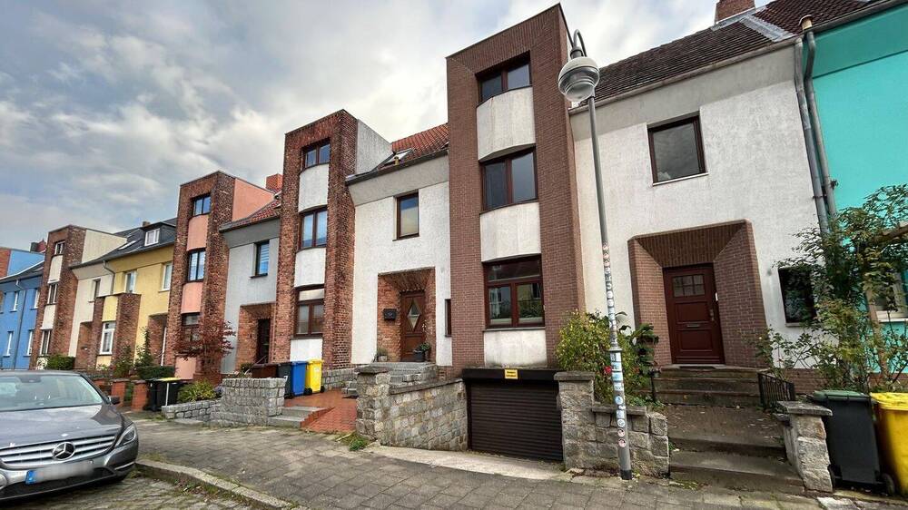 Reihenmittelhaus Rostock Kröpeliner Tor-Vorstadt - 6 Zimmer, 120 m&sup2;, 599.000&euro; | Angebot:26188244