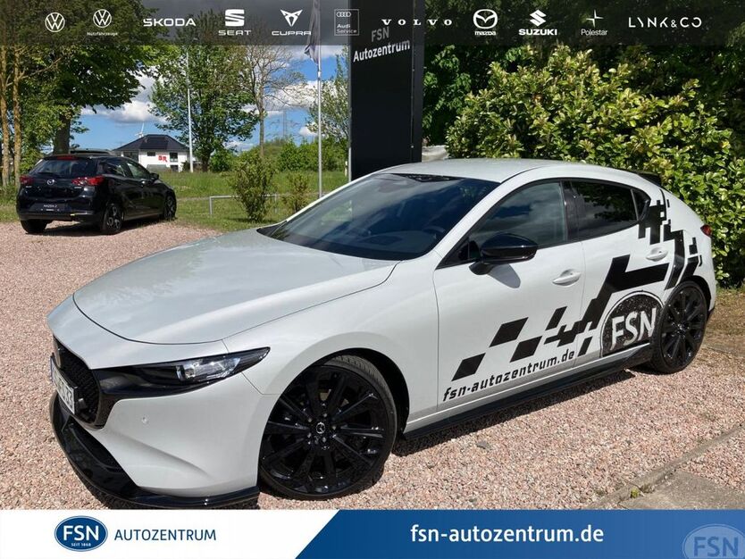 Mazda 3 2.584 km 30.450 € Rostock-Roggentin 18184