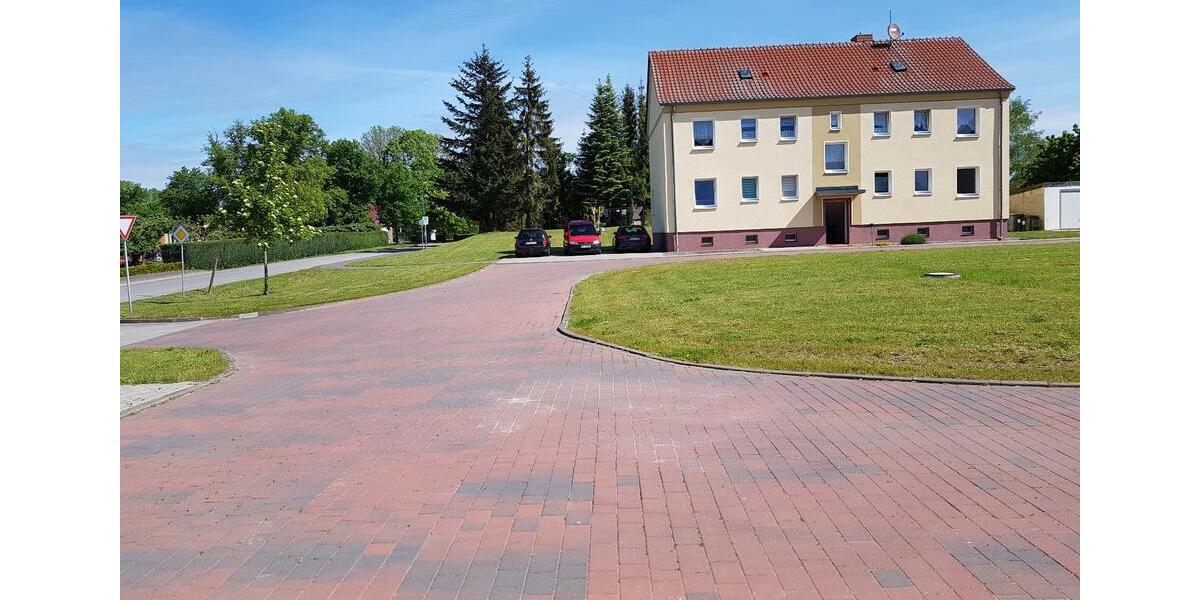 Etagenwohnung Bützow - 2 Zimmer, 48 m&sup2;, 300&euro; | Angebot:26662640