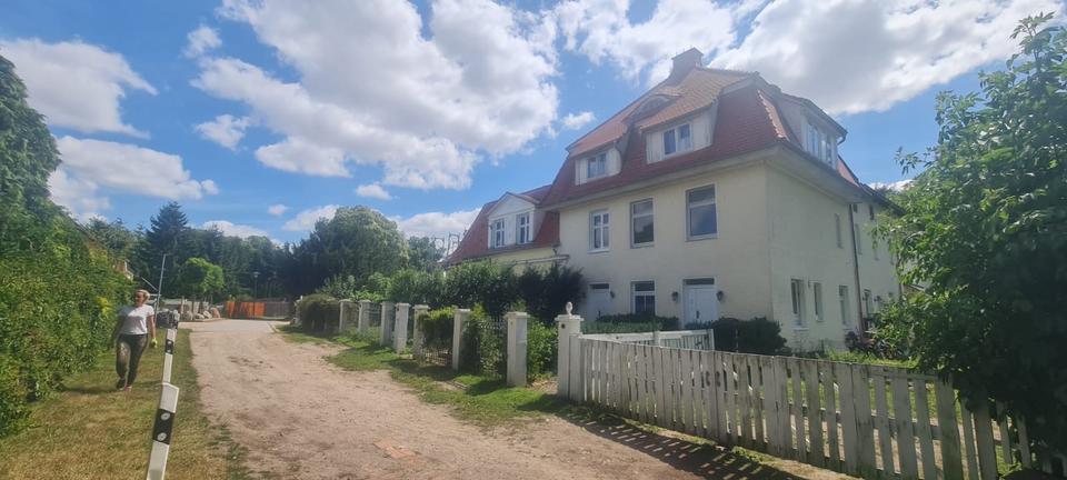 Erdgeschoßwohnung Dummerstorf - 3.5 Zimmer, 118 m&sup2;, 950&euro; | Angebot:27640645