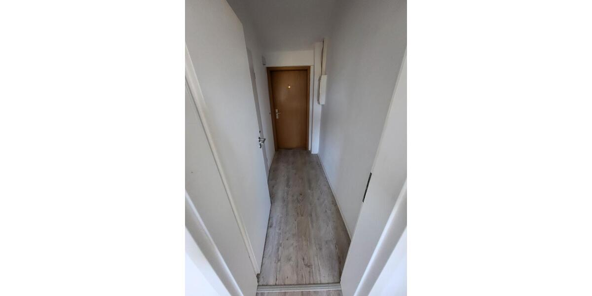 Dachgeschoßwohnung Rostock Hansaviertel - 2 Zimmer, 41 m&sup2;, 450&euro; | Angebot:26635656