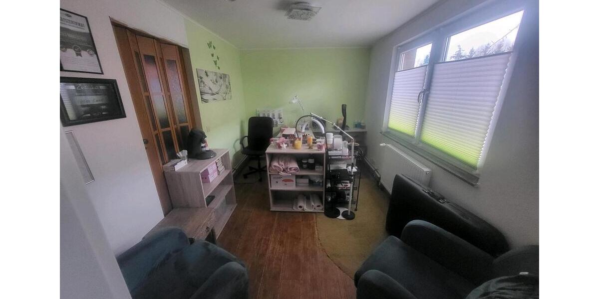 Einfamilienhaus Bützow - 7 Zimmer, 235 m&sup2;, 319.000&euro; | Angebot:27005967