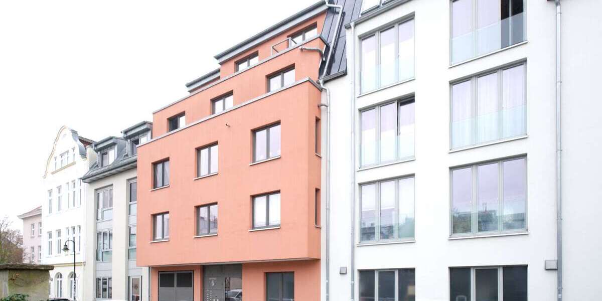 Wohnung zum Mieten in Rostock 2.400 € 193 m² 5 zimmer