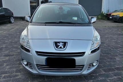 Peugeot 5008 108.000 km 6.490 &euro; Rostock 18069