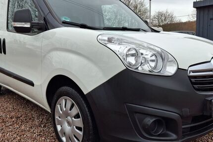 Opel Combo 97.000 km 8.300 &euro; Bad doberan 18209