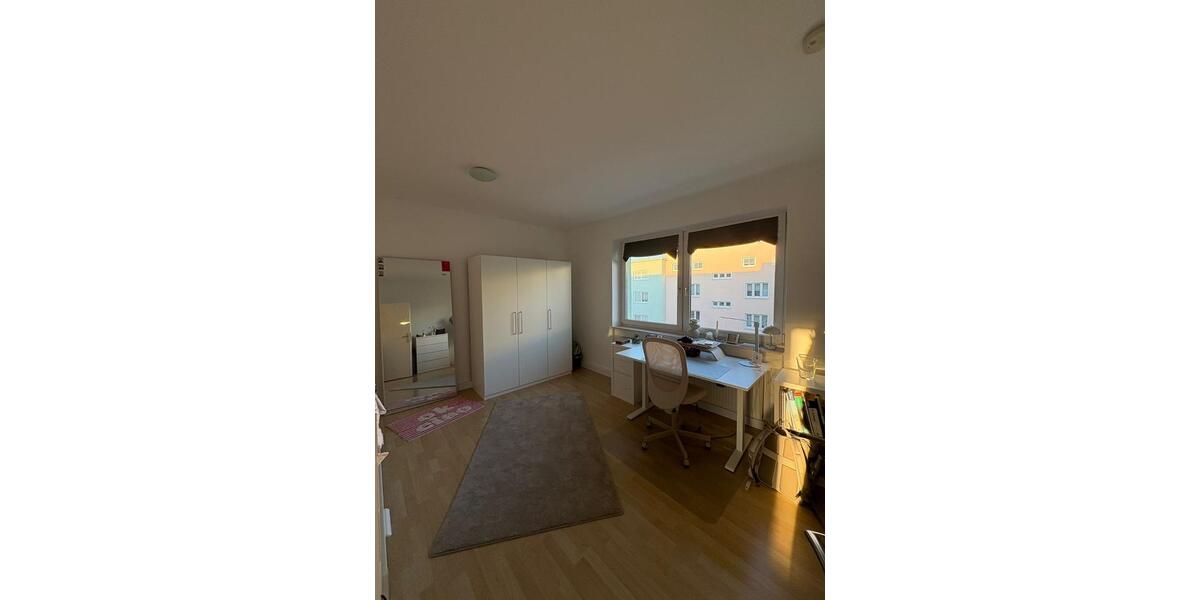 Etagenwohnung Rostock Hansaviertel - 2 Zimmer, 56 m&sup2;, 394&euro; | Angebot:26651737
