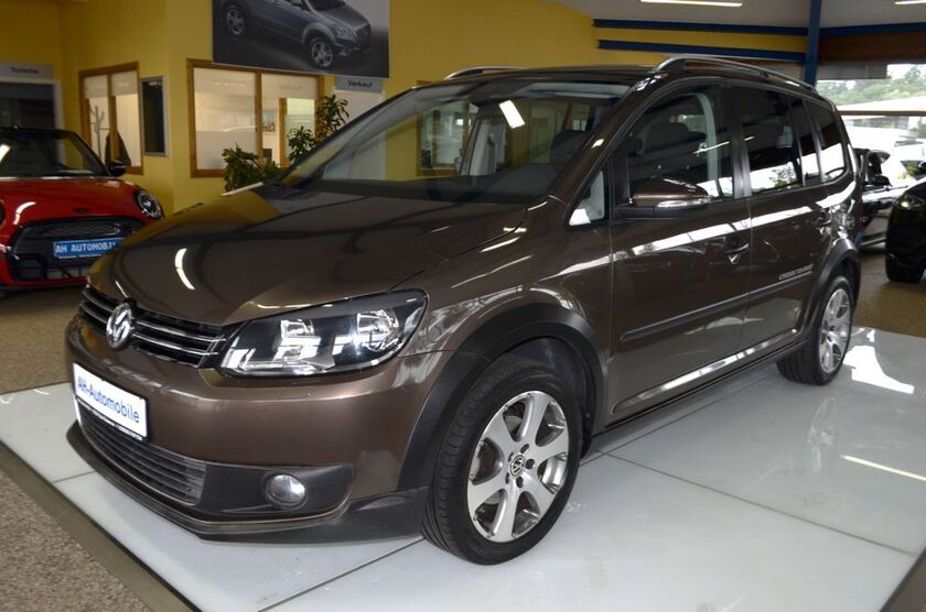 VW Touran 128.000 km 13.880 € Bad Doberan 18209