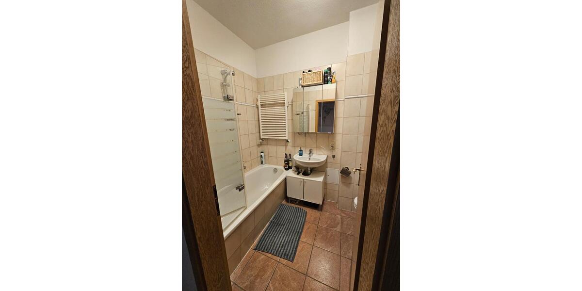 Etagenwohnung Rostock Hansaviertel - 3 Zimmer, 76 m&sup2;, 1.064&euro; | Angebot:25979423