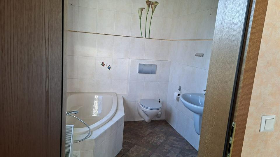 Doppelhaushälfte Sanitz - 6 Zimmer, 168 m&sup2;, 219.000&euro; | Angebot:25168576