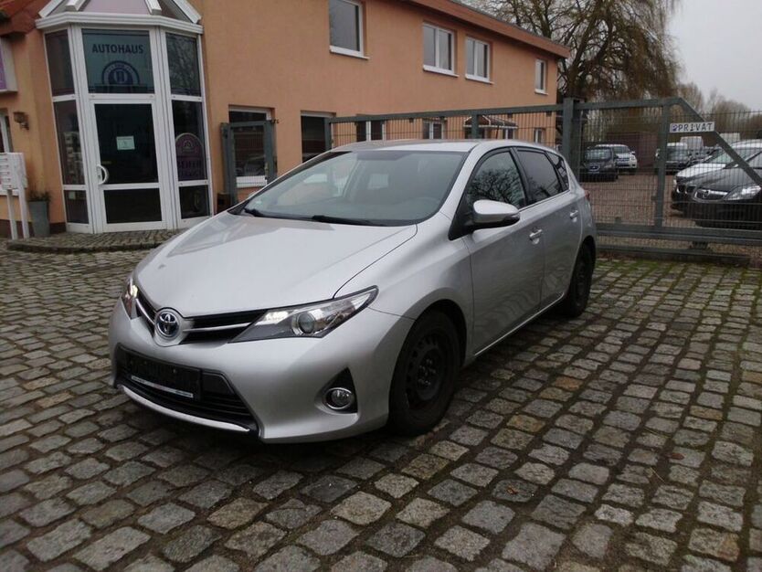 Auris