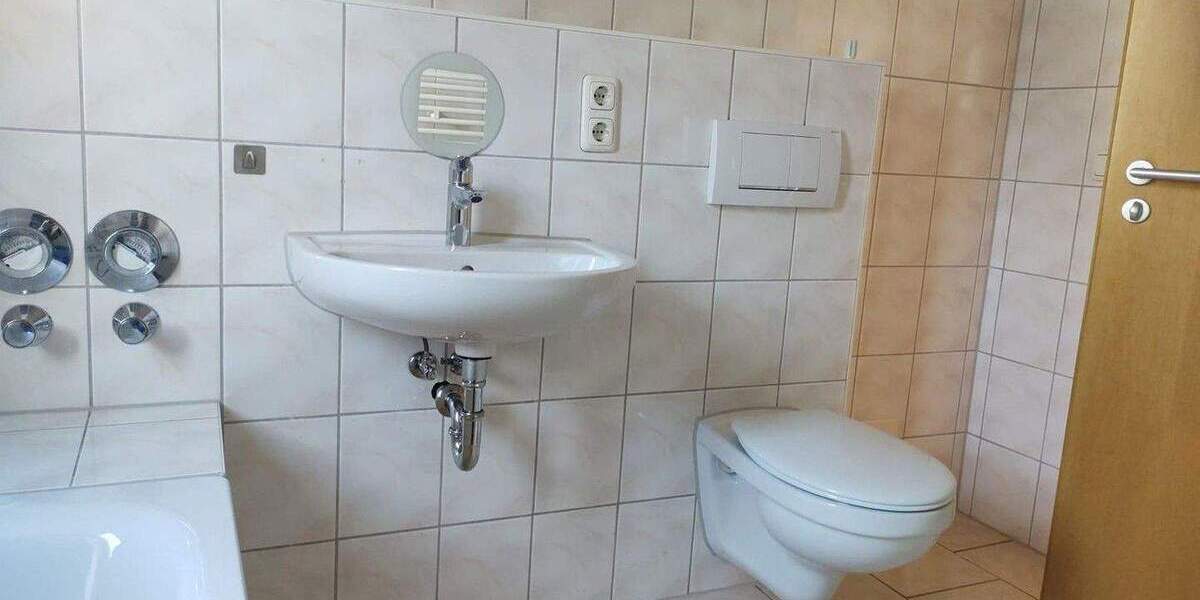 Etagenwohnung Rostock Groß Klein - 4 Zimmer, 99 m&sup2;, 450.000&euro; | Angebot:24746963