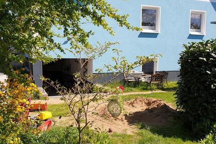 Wohnung Dummerstorf - 3 Zimmer, 60 m&sup2;, 25&euro; | Angebot:25137778