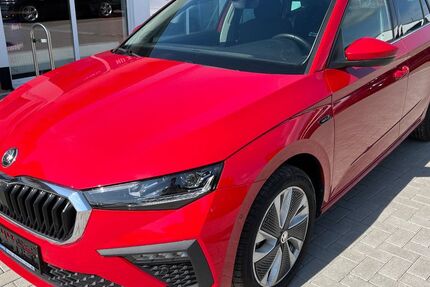 Skoda Scala 23.585 km 22.990 &euro; Tessin 18195