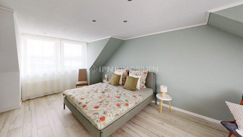 Etagenwohnung Rostock Dierkow-Neu - 2 Zimmer, 105 m&sup2;, 1.155&euro; | Angebot:25837652