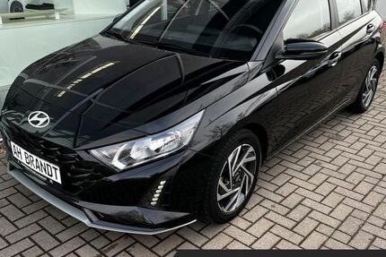 Hyundai i20 15.100 km 19.990 &euro; Rostock 18146