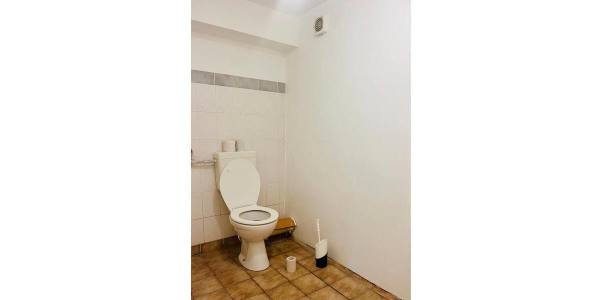 Etagenwohnung Rostock Alt Bartelsdorf - 8 Zimmer, 210 m&sup2;, 1.501&euro; | Angebot:26424394