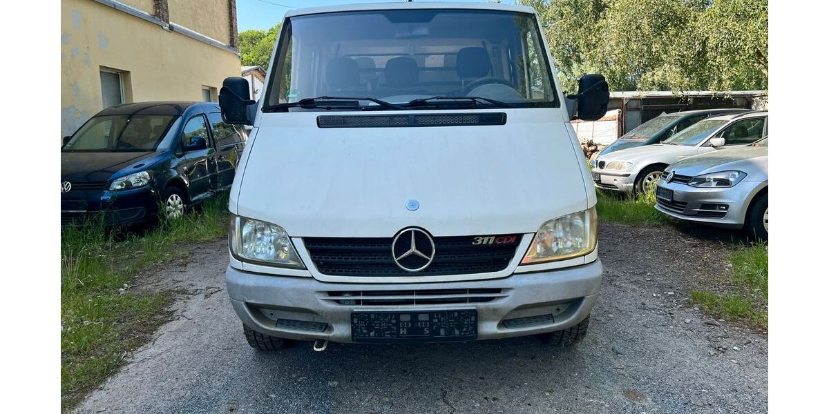 Mercedes-Benz Sprinter 206.000 km 4.250 &euro; Rostock 18106