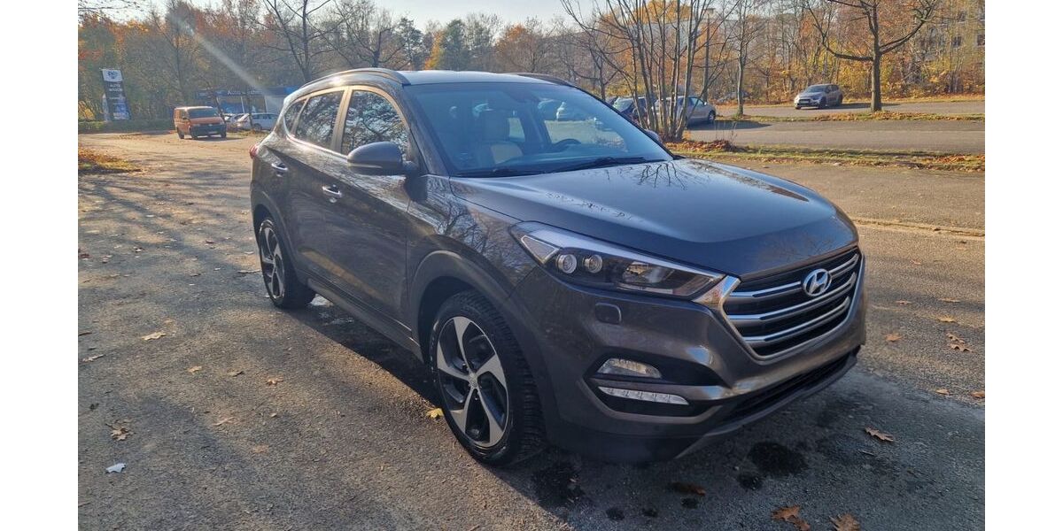 Hyundai TUCSON 124.000 km 13.200 &euro; Rostock 18106