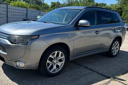 Mitsubishi Outlander 173.000 km 8.799 &euro; Rostock 18106