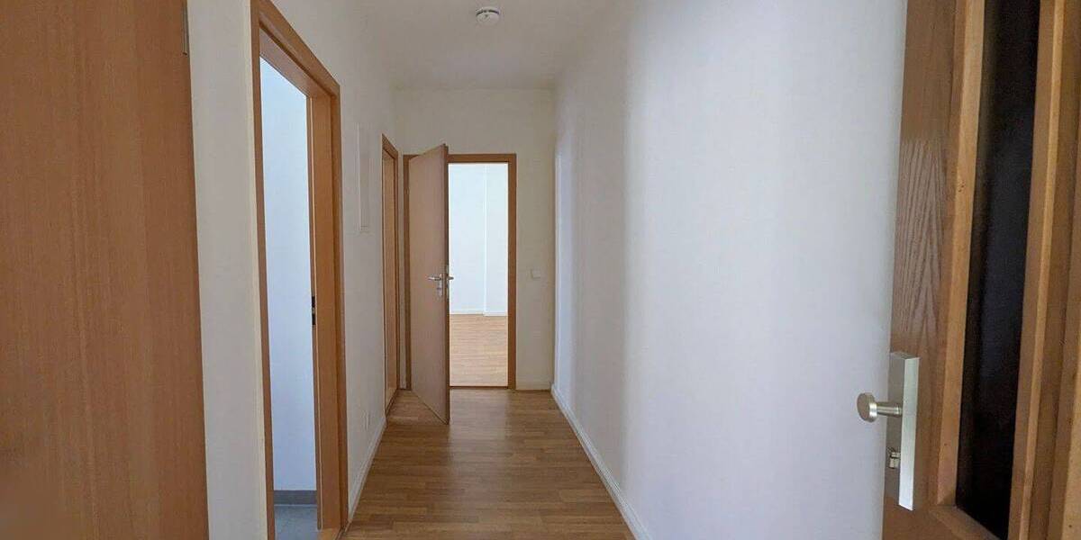 Etagenwohnung Rostock Stadtmitte - 2 Zimmer, 51 m&sup2;, 612&euro; | Angebot:26908548