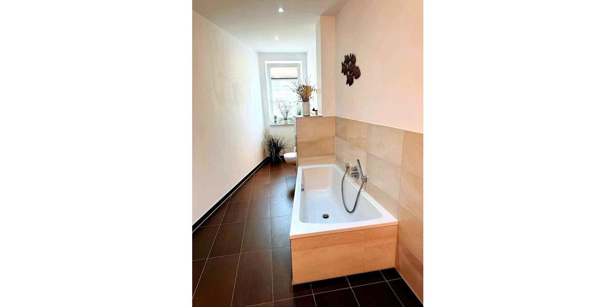 Etagenwohnung Rostock Alt Bartelsdorf - 2 Zimmer, 75 m&sup2;, 975&euro; | Angebot:23701868