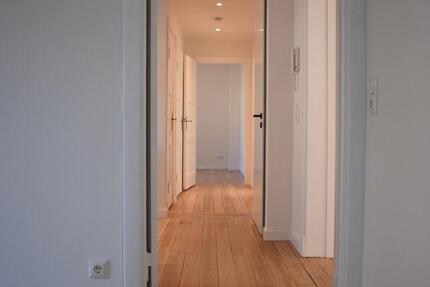 Wohnung Rostock Hansaviertel - 4 Zimmer, 100 m&sup2;, 1.490&euro; | Angebot:26637151