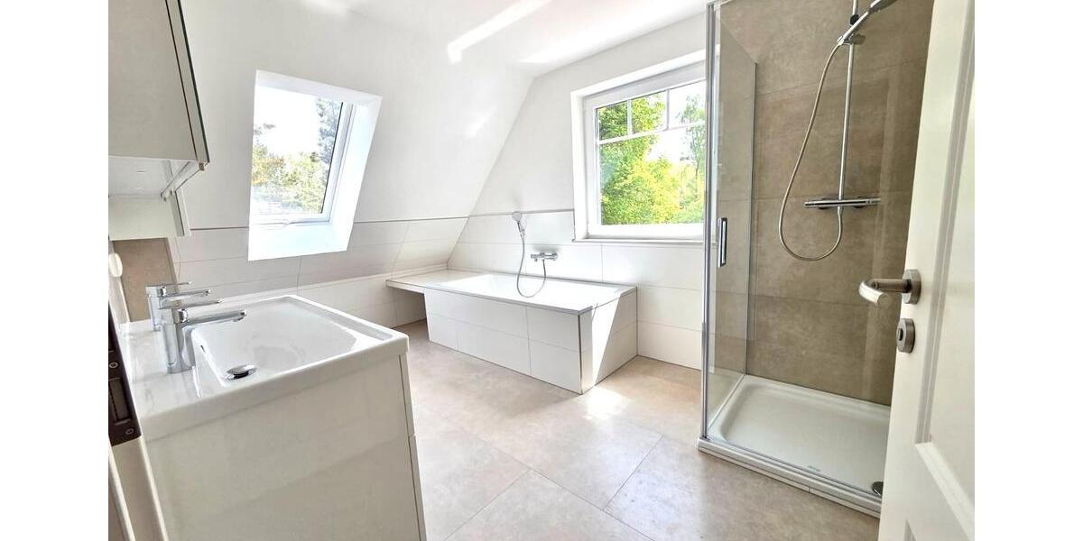 Doppelhaushälfte Rostock Alt Bartelsdorf - 5 Zimmer, 155 m&sup2;, 1.850&euro; | Angebot:26646307