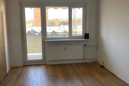 Wohnung Rostock Evershagen - 1 Zimmer, 37 m&sup2;, 330&euro; | Angebot:25420466