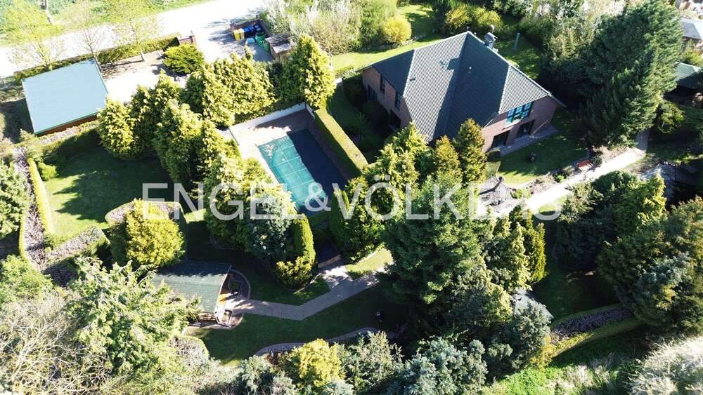 Einfamilienhaus Dummerstorf - 6 Zimmer, 240 m&sup2;, 749.000&euro; | Angebot:26877758