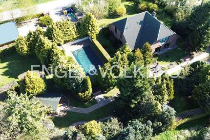 Haus Dummerstorf - 6 Zimmer, 240 m&sup2;, 749.000&euro; | Angebot:26877758