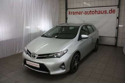 Toyota Auris 60.000 km 15.500 &euro; Rostock 18069