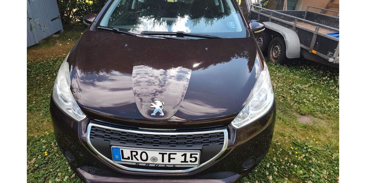Peugeot 208 83.300 km 5.300 &euro; Bentwisch 18182