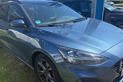 Ford Focus 57.489 km 18.890 &euro; Rostock 18059