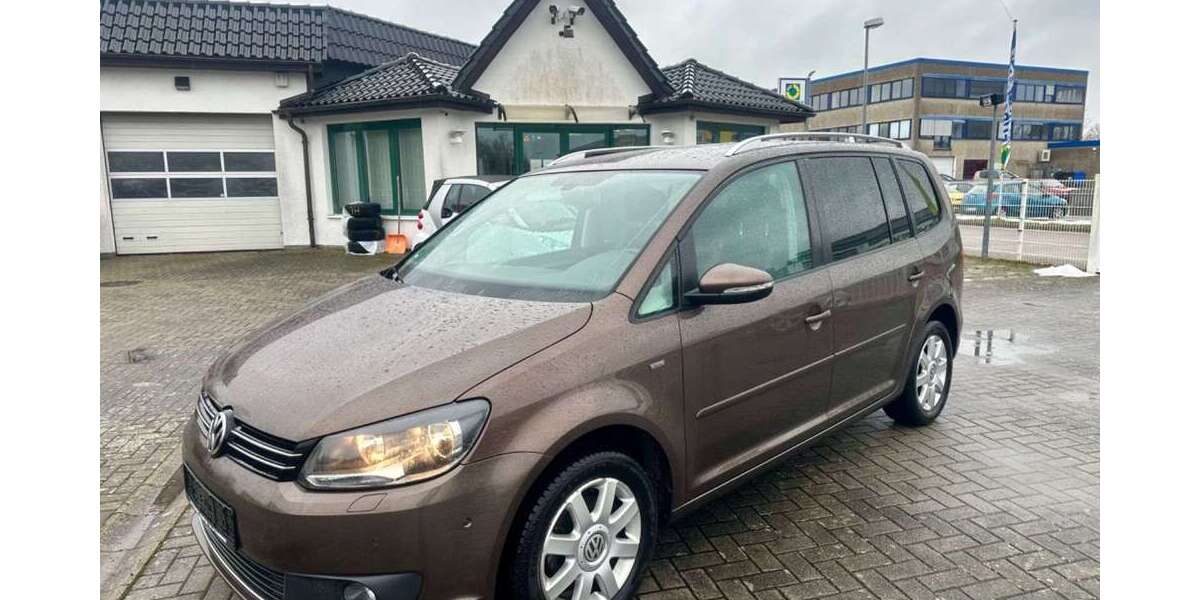 VW Touran 144.450 km 11.350 &euro; Rostock 18146