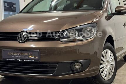 VW Touran 152.787 km 8.499 &euro; Roggentin 18184