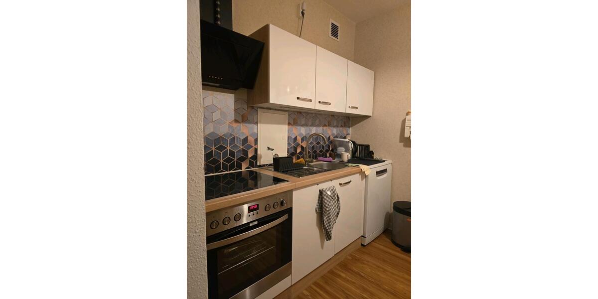 Etagenwohnung Rostock Hansaviertel - 3 Zimmer, 61 m&sup2;, 2.500&euro; | Angebot:25018147