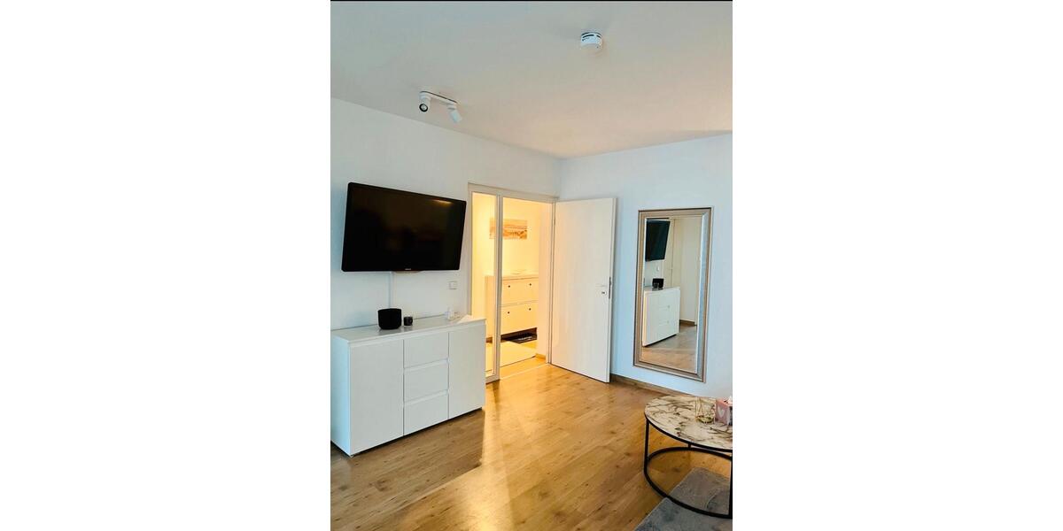 Etagenwohnung Rostock Gehlsdorf - 2 Zimmer, 62 m&sup2;, 1.300&euro; | Angebot:24446554