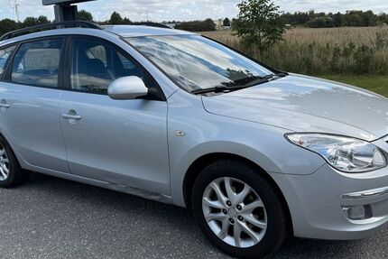 Hyundai i30 93.252 km 3.500 &euro; Broderstorf 18184
