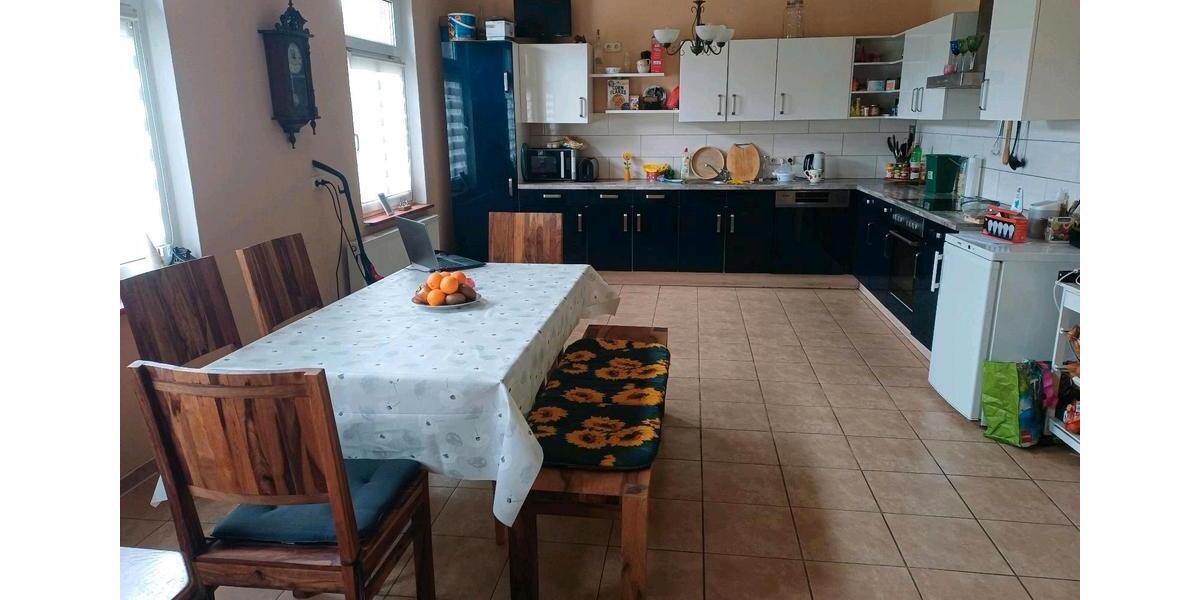 Einfamilienhaus Bützow - 4 Zimmer, 140 m&sup2;, 300.000&euro; | Angebot:24421787