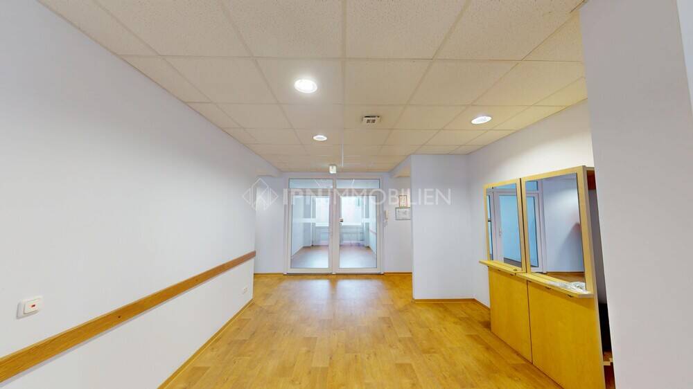 Gewerbeobjekt Rostock / Stadtmitte Stadtmitte - 1 Zimmer, 367 m&sup2;, 5.250&euro; | Angebot:26363081