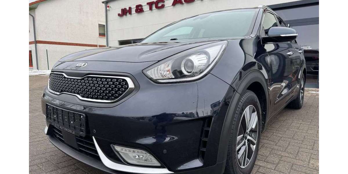 Kia Niro 72.122 km 15.450 &euro; Bad Doberan 18209