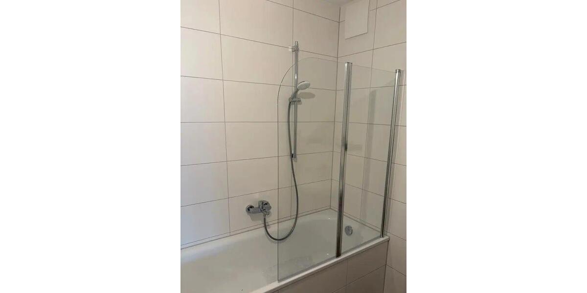 Etagenwohnung Rostock Groß-Klein - 4 Zimmer, 101 m&sup2;, 1.850&euro; | Angebot:26251046