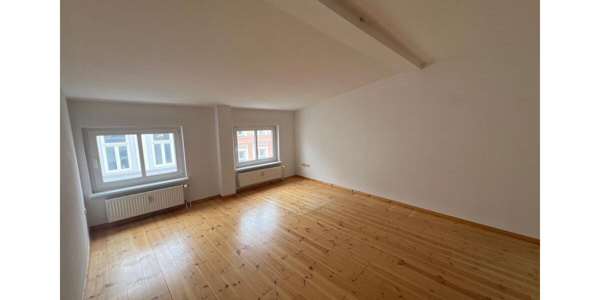 Dachgeschoßwohnung Rostock - 2 Zimmer, 114 m&sup2;, 1.365&euro; | Angebot:24878600