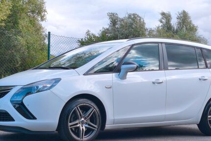Opel Zafira Tourer 200.000 km 5.599 € Rostock 18069