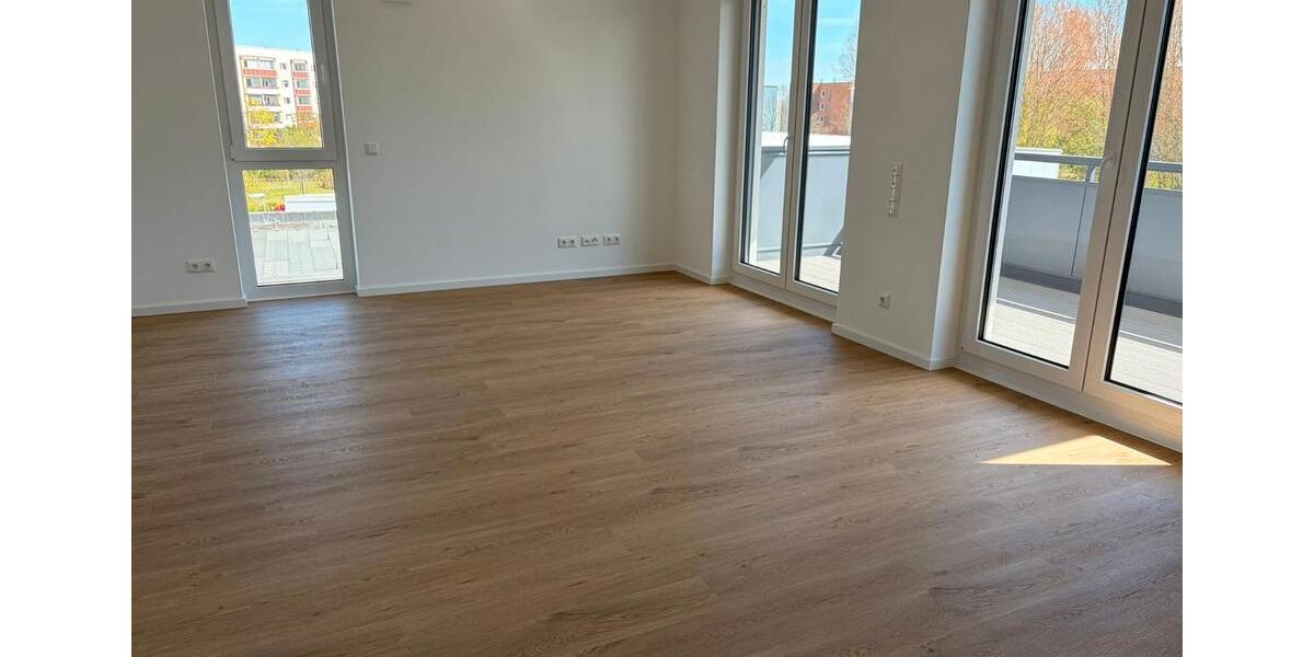 Etagenwohnung Rostock Groß-Klein - 4 Zimmer, 101 m&sup2;, 1.800&euro; | Angebot:26536601